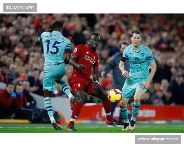 深度复盘：剖析里昂防线崩盘之夜，三名中卫接连失误送礼